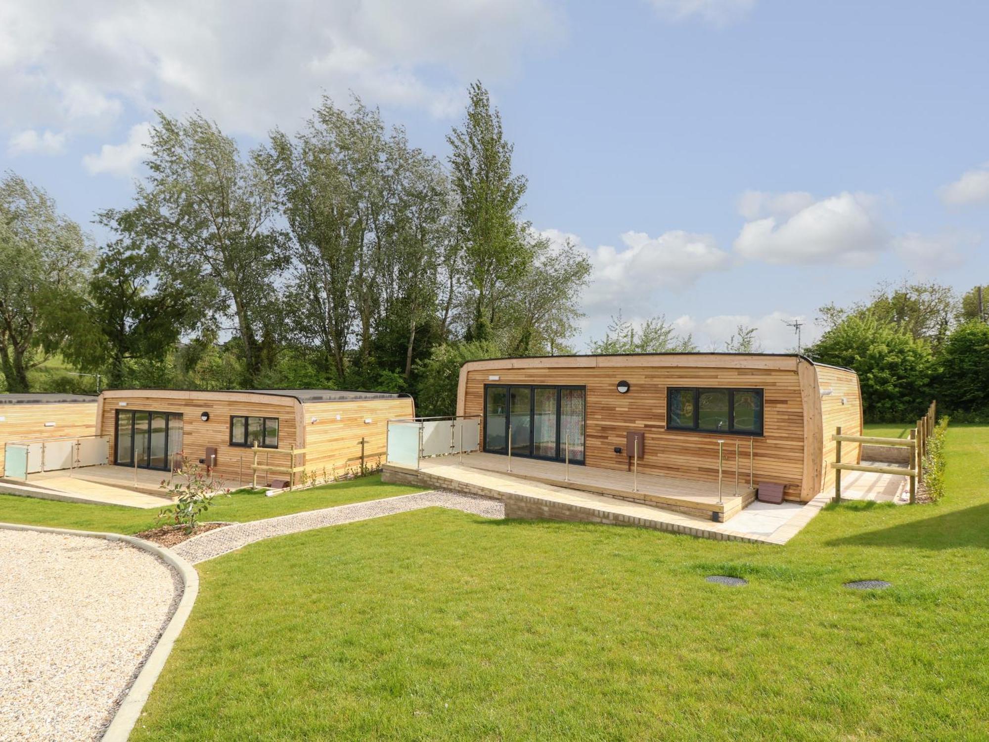 Barolo Villa Ryde  Exterior photo